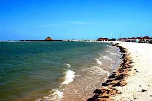 Playa Carbonera image