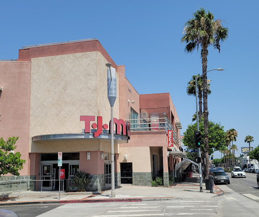 Department Store «T.J. Maxx», reviews and photos, 14651 Ventura Blvd, Sherman Oaks, CA 91403, USA