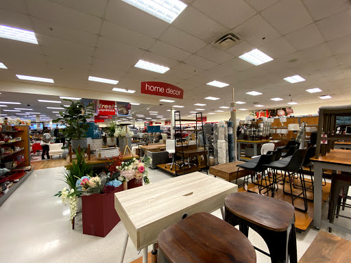 Department Store «T.J. Maxx», reviews and photos, 11720 Medlock Bridge Rd #530, Johns Creek, GA 30097, USA
