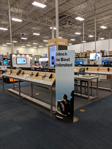 Electronics Store «Best Buy», reviews and photos, 5153 Elmore Avenue, Davenport, IA 52807, USA