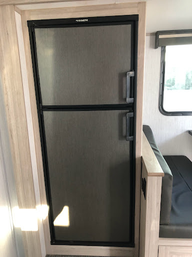 Car Dealer «Carstars Auto Sales», reviews and photos, 215 Water St, Roy, WA 98580, USA