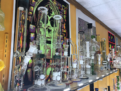 Tobacco Shop «THE WILD SIDE SMOKE SHOP», reviews and photos, 1209 S Cooper St, Arlington, TX 76010, USA
