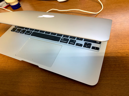 Mobile Phone Repair Shop «One Hour Device Repair», reviews and photos, 70 E Sunset Way, Issaquah, WA 98027, USA