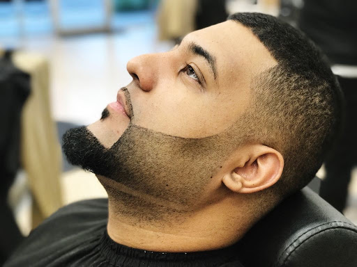 Barber Shop «Knights Barber Shop», reviews and photos, 1787 E Broadway St, Oviedo, FL 32765, USA