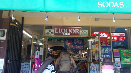 Grocery Store «Neighbor-Saver Market», reviews and photos, 2144 Avenida De La Playa, La Jolla, CA 92037, USA