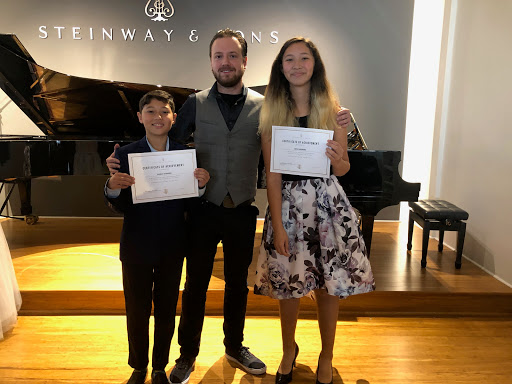 Piano Lessons With Valery Goldes image