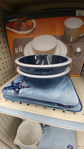 Discount Store «Big Lots», reviews and photos, 16100 E 10 Mile Rd, Eastpointe, MI 48021, USA