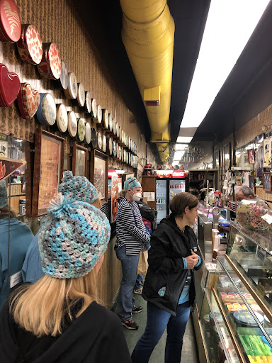 Nut Store «Peanut Shoppe Main Street», reviews and photos, 24 S Main St, Memphis, TN 38103, USA