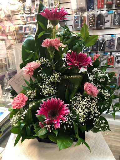 Florist «Elegant Florist», reviews and photos, 6909 4th Ave, Brooklyn, NY 11209, USA