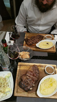 Steak du Restaurant Kahn Famous Deli à Paris - n°4
