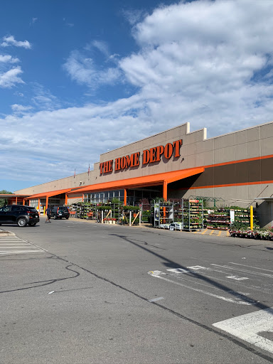 Home Improvement Store «The Home Depot», reviews and photos, 300 Thruway Plaza Dr, Cheektowaga, NY 14225, USA