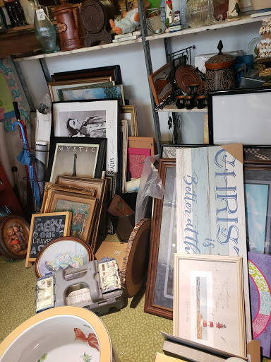Thrift Store «Explosive Bargains & Thrift», reviews and photos, 127 Smithtown Blvd, Nesconset, NY 11767, USA