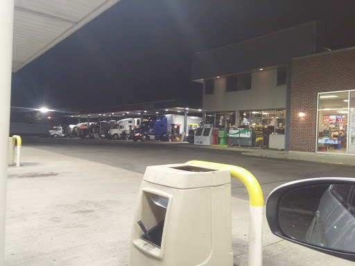 Truck Stop «FuelMaster of America - AMBEST Truck Stop», reviews and photos, 1534 IN-1, Cambridge City, IN 47327, USA