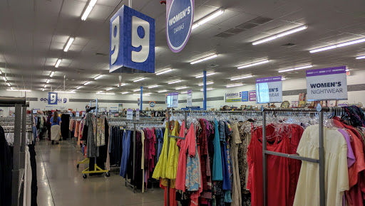 Thrift Store «Thunderbird & Dysart Goodwill Retail Store & Donation Center», reviews and photos, 13055 W Thunderbird Rd, El Mirage, AZ 85335, USA