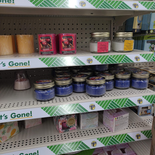 Dollar Store «Dollar Tree», reviews and photos, 1044 S Main St, Chelsea, MI 48118, USA