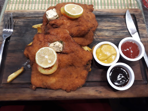 B.L. Restaurant, Bar and Cafe, 147 Younis Bashorun Street, Victoria Island, Lagos, Nigeria, Chicken Wings Restaurant, state Oyo