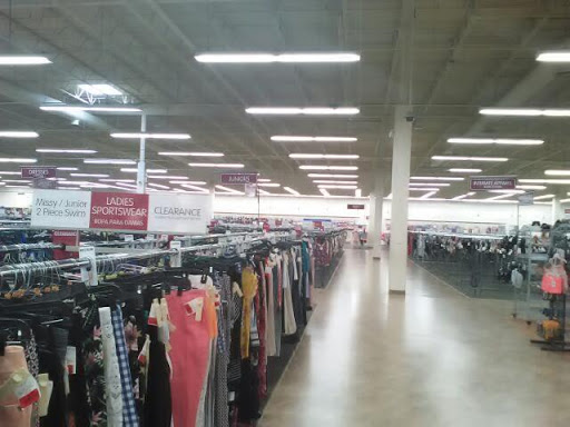 Clothing Store «Burlington Coat Factory», reviews and photos, 250 S Randall Rd, Elgin, IL 60123, USA