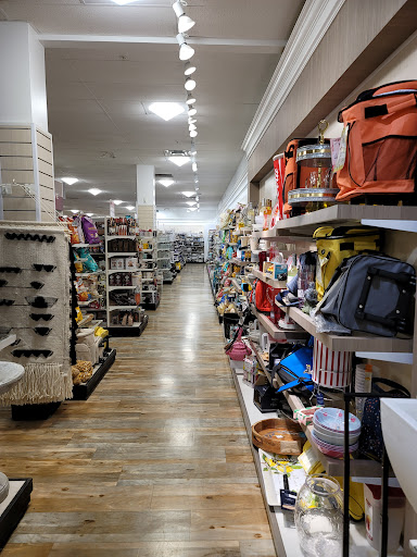 Department Store «HomeGoods», reviews and photos, 450 Paradise Rd, Swampscott, MA 01907, USA