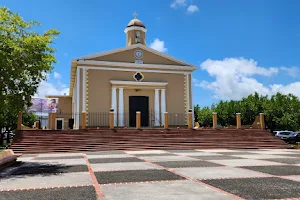 Plaza Pública de Sabana Grande José A. Busigo image