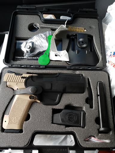 Sporting Goods Store «Academy Sports + Outdoors», reviews and photos, 2804 Business Center Dr, Pearland, TX 77584, USA