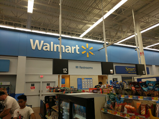 Department Store «Walmart Supercenter», reviews and photos, 9205 Gibsonton Dr, Gibsonton, FL 33534, USA