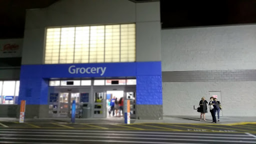 Department Store «Walmart Supercenter», reviews and photos, 9300 NW 77th Ave, Hialeah Gardens, FL 33016, USA