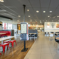 Atmosphère du Restaurant KFC BORDEAUX LE LAC - n°19