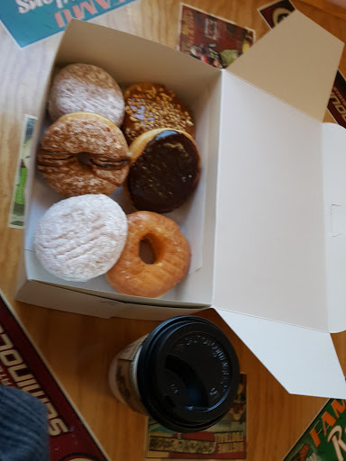 Donut Shop «Donut Kingdom», reviews and photos, 685 W Tennessee St, Tallahassee, FL 32304, USA