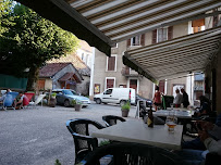 Atmosphère du Restauration rapide Le Galetas Traiteur et Burgers à Saint-Pierre-d'Entremont - n°4