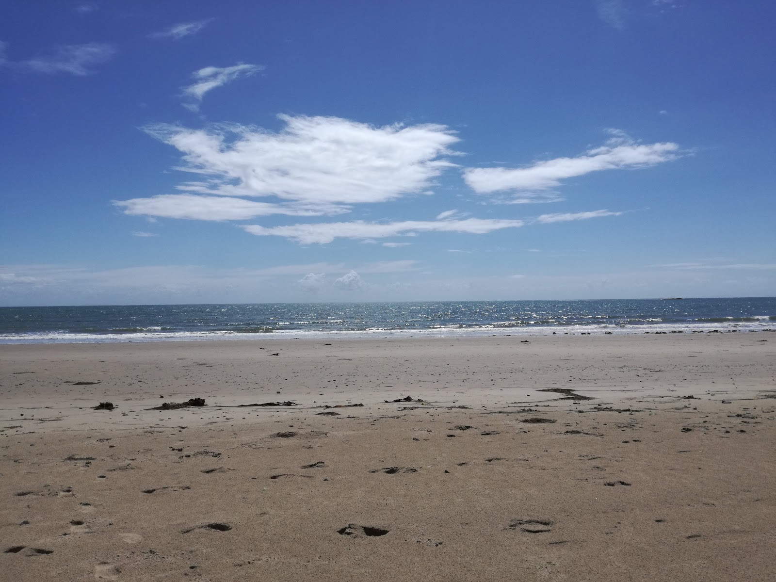 Foto de Oldmill Bay Beach - bom local amigável para animais de estimação para férias