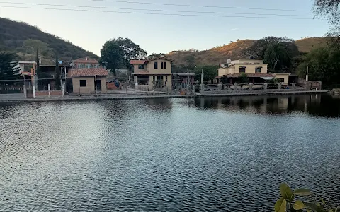 Laguna Grande de Yerbabuena image