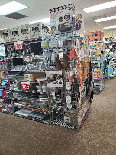 Shopping Mall «Centralia Outlets», reviews and photos, 1342 Lum Rd, Centralia, WA 98531, USA