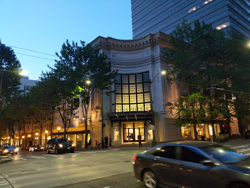 Clothing Store «Banana Republic», reviews and photos, 500 Pike St, Seattle, WA 98101, USA