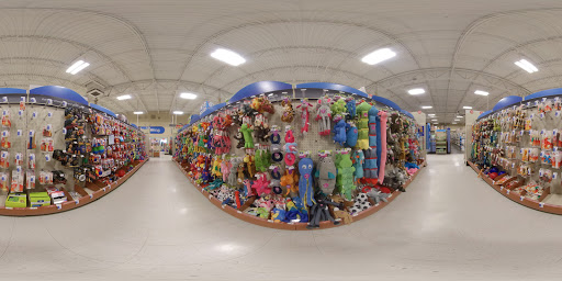 Pet Supply Store «PetSmart», reviews and photos, 5640 Cedar Lake Rd, Minneapolis, MN 55416, USA