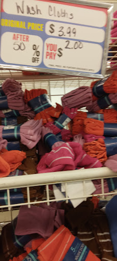 Discount Store «Fallas Paredes Discount Stores», reviews and photos, 26 E Baseline Rd #110, Phoenix, AZ 85040, USA