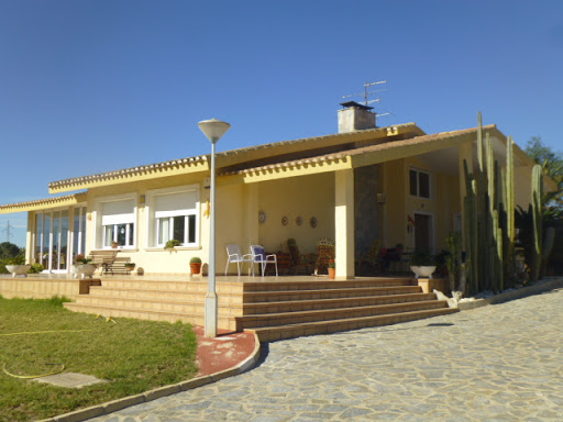 VARADERO ASESORES INMOBILIARIOS en Elche