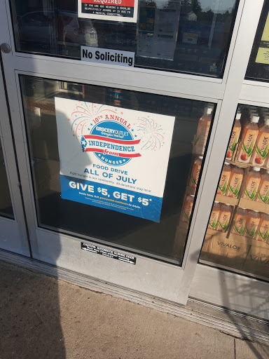 Grocery Store «Grocery Outlet Bargain Market», reviews and photos, 110 Old York Rd, New Cumberland, PA 17070, USA