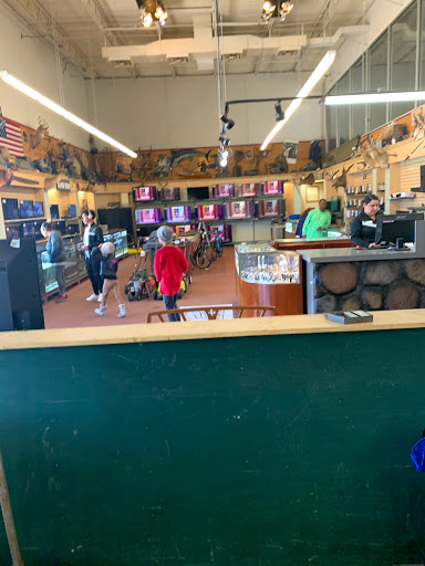 Pawn Shop «S & R Sales & Pawn Shop», reviews and photos, 12009 Lake June Rd, Mesquite, TX 75180, USA