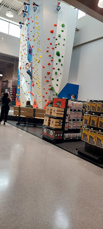 DICK’S House of Sport - Photo 8 - Car repair in Champaign, IL, Champaign