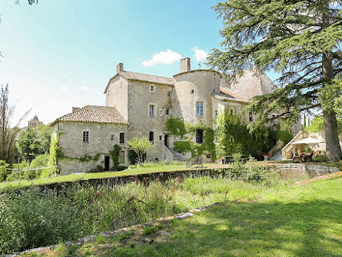 Agence de location de chalets Château d'Aix Porte-du-Quercy