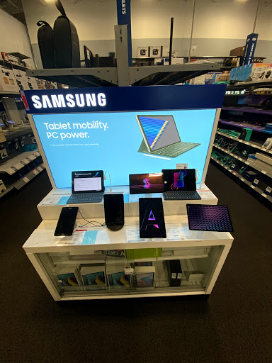 Electronics Store «Best Buy», reviews and photos, 12909 Shops Pkwy, Bee Cave, TX 78738, USA