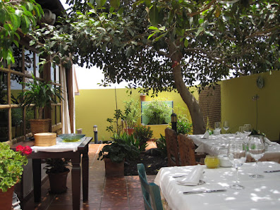Restaurante Aguaviva Tamargo y Bartolomé C. Mástil, 31, 35509 Playa Honda, Las Palmas, España
