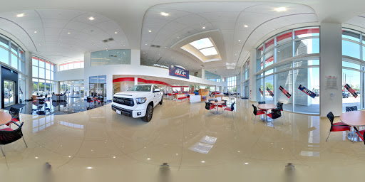 Car Dealer «West Coast Toyota», reviews and photos, 3399 E Willow St, Long Beach, CA 90806, USA