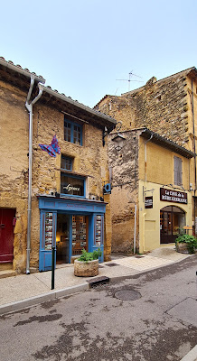 Agence Sud Luberon à Lourmarin