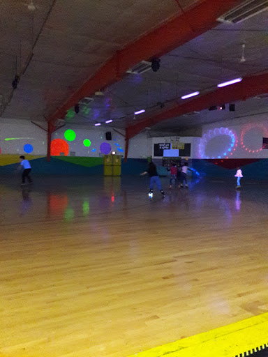 Roller Skating Rink «Orbit Fun Center», reviews and photos, 5001 Nebraska Ave, Dayton, OH 45424, USA