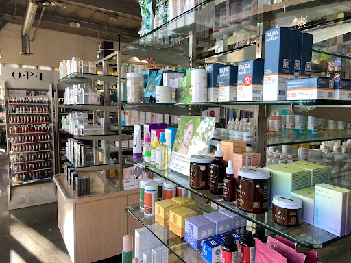 Beauty Salon «Beauty Collection LLC», reviews and photos, 8951 California Route 2, West Hollywood, CA 90069, USA