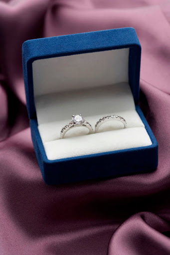 Jewelry Store «Carioti Jewelers», reviews and photos, 175 Cleveland Ave, Columbus, OH 43215, USA