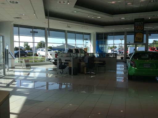 Chevrolet Dealer «Sunnyside Chevrolet», reviews and photos, 1100 E Broad St, Elyria, OH 44035, USA