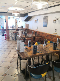 Atmosphère du Restaurant Le Régal et vous à Saint-Just-en-Chaussée - n°4