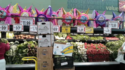 Grocery Store «Superior Grocers», reviews and photos, 15000 Crenshaw Blvd, Gardena, CA 90249, USA